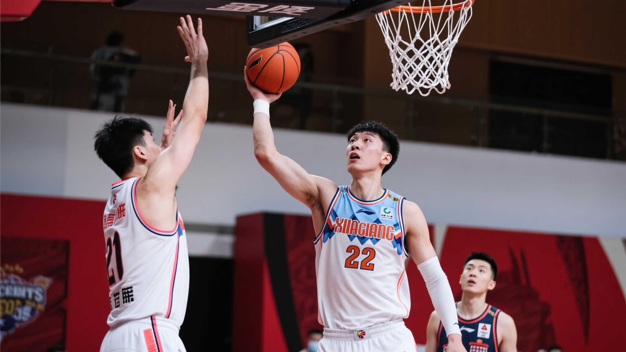 烈和不可预 烈和不可预