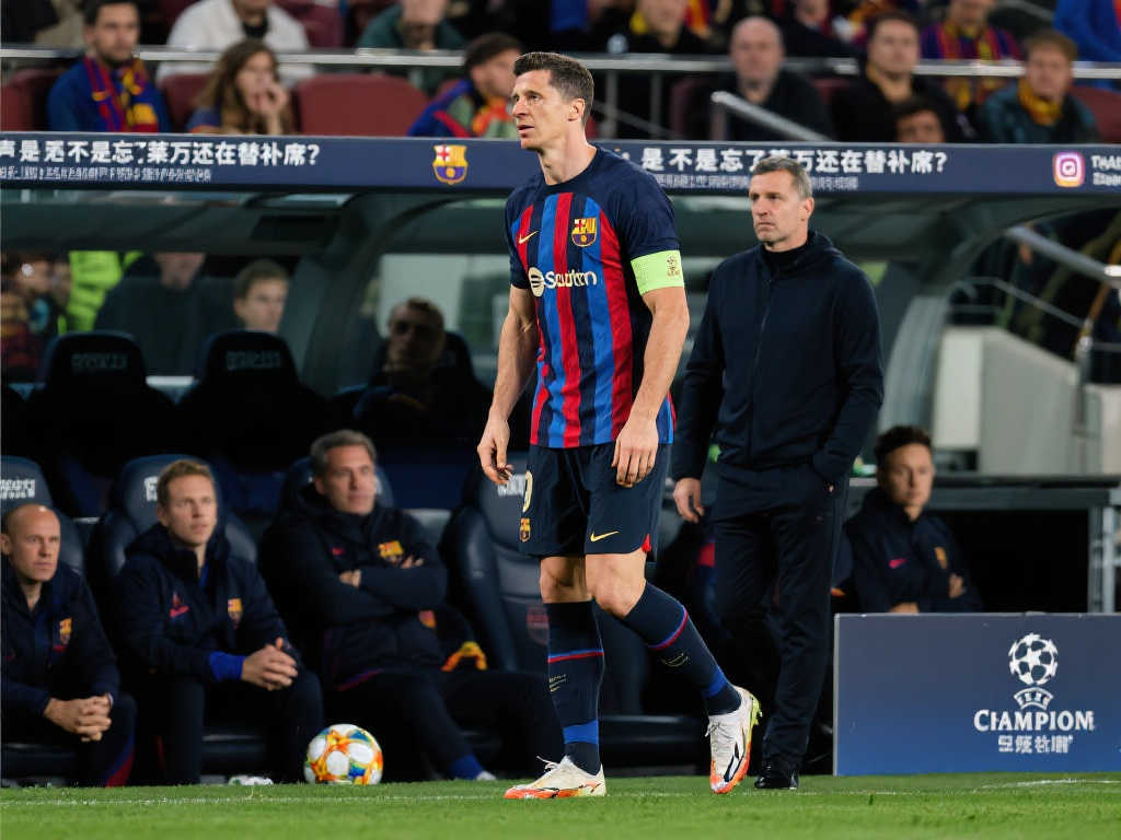 国足坛中展 国足坛中展